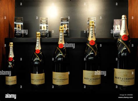 lvmh moet hennessy dividendmax